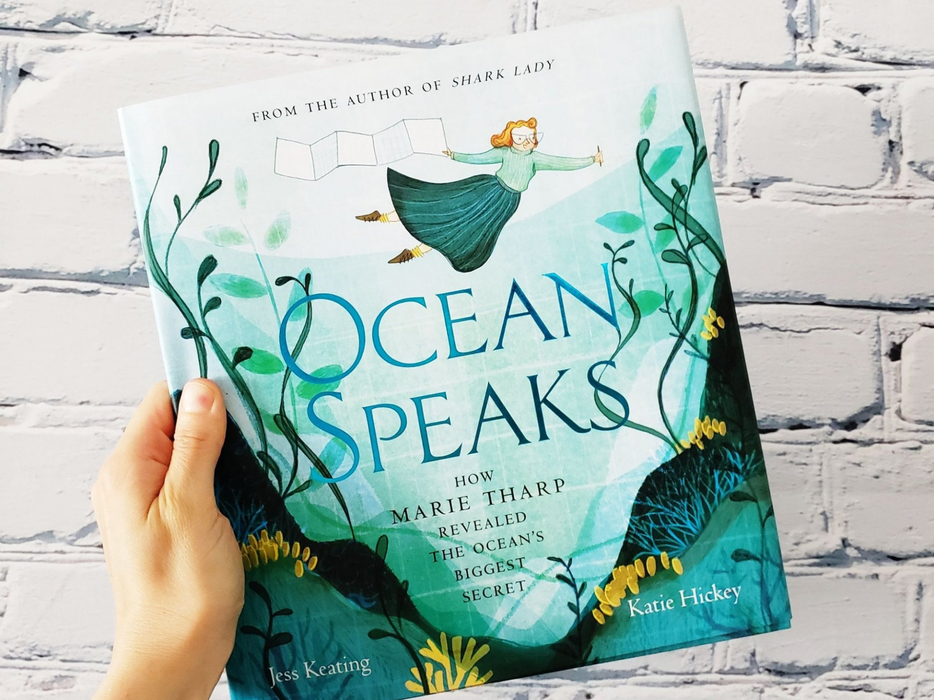 Maureen Raymo Reads "Ocean Speaks: How Marie Tharp Revealed the Ocean's Biggest Secret" by Jess Keating with Illustrations by Katie Hickey